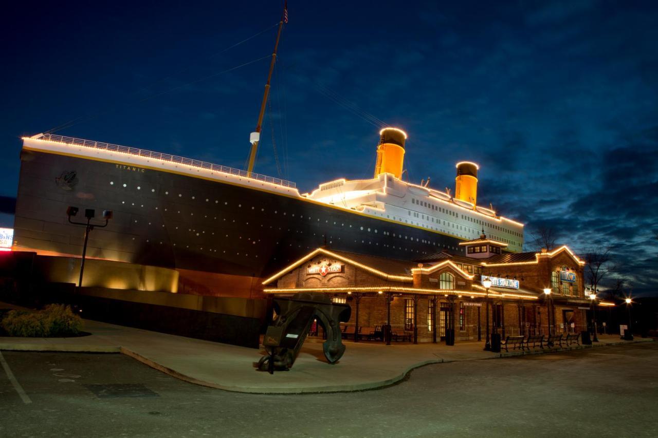 River Breeze, Wifi, 1089 Free Tickets Each Paid Day, Dollywood And More Пиджен-Фордж Экстерьер фото